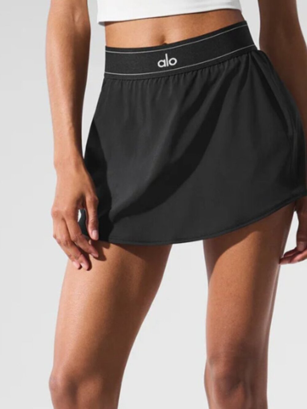 NWT alo yoga Match Point Tennis Skirt -- Black